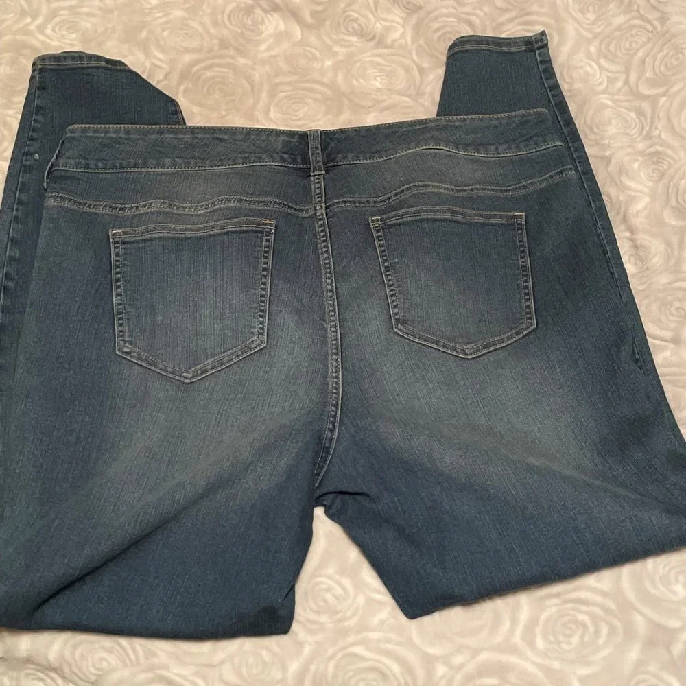 Torrid Stretch Jeans Tapered Ankles (P173) - Picture 6 of 6